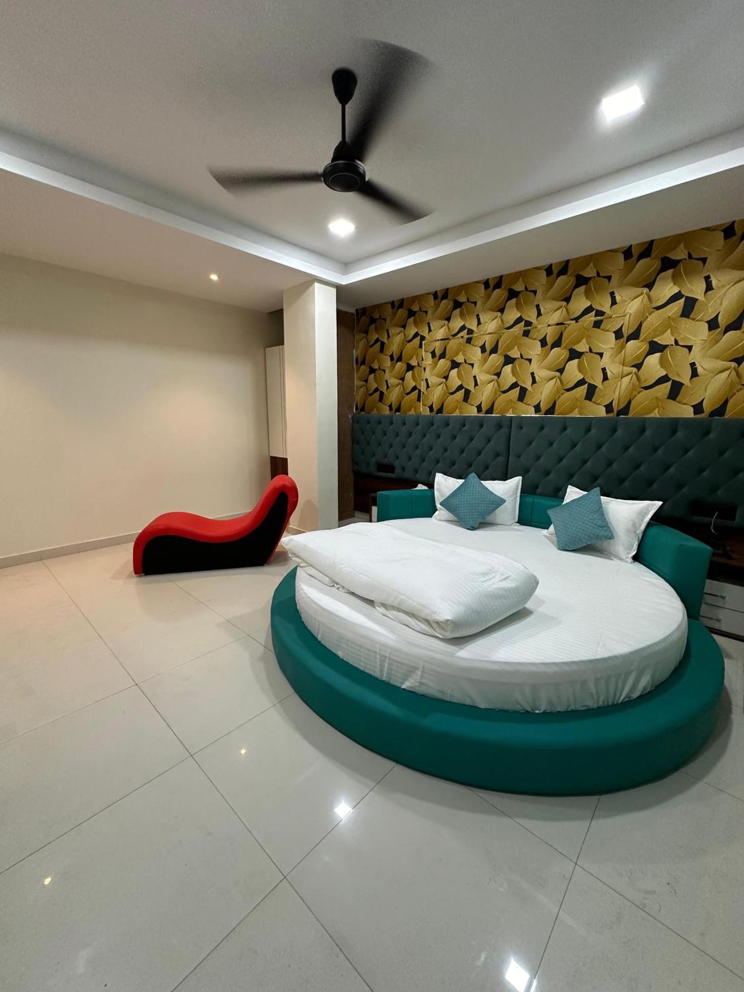 Hotel Elite Stay Púna Kültér fotó